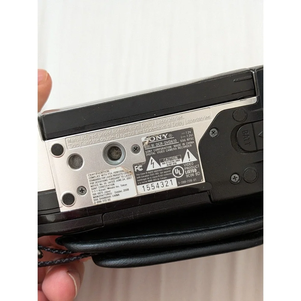Sony Handycam DVD Camcorder DCR-DVD610